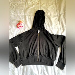 Cropped Zipped Up Hoodie by H&M